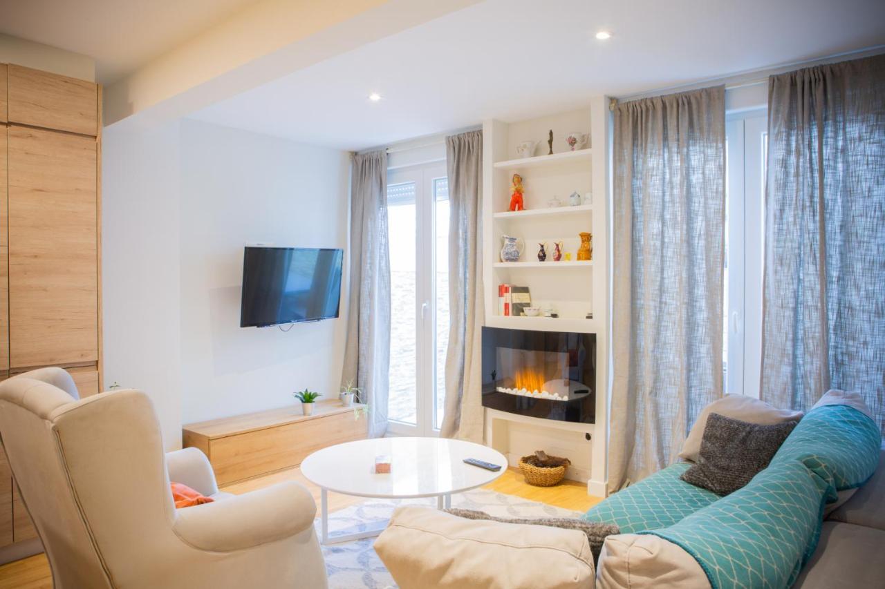 Piso Centrico En Mino Apartment Luaran gambar